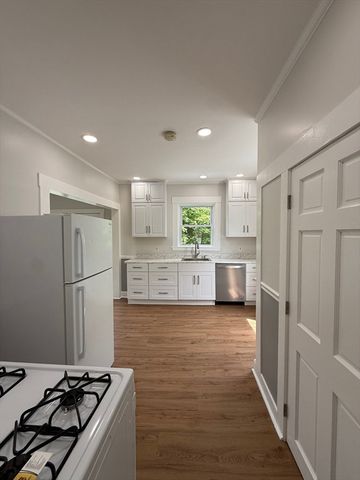 421 Belgrade Ave 421, Boston, MA 02132