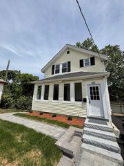 421 Belgrade Ave 421, Boston, MA 02132