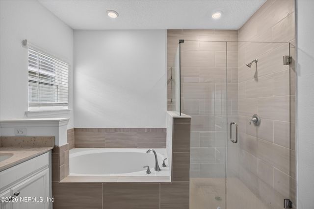 9905 ANSLEY LAKE Drive, Jacksonville, FL 32222