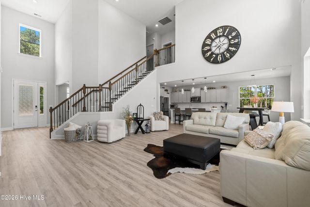 9016 Chesterfield Drive NW, Calabash, NC 28467