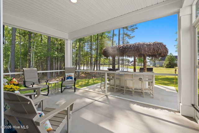 9016 Chesterfield Drive NW, Calabash, NC 28467