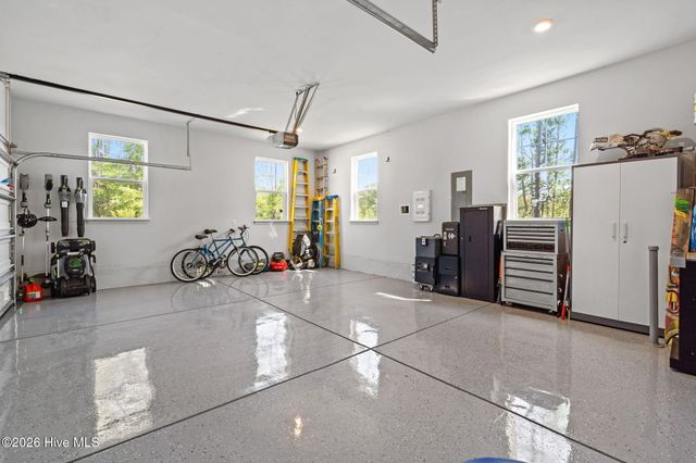 9016 Chesterfield Drive NW, Calabash, NC 28467