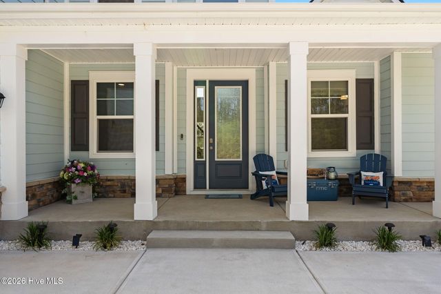 9016 Chesterfield Drive NW, Calabash, NC 28467