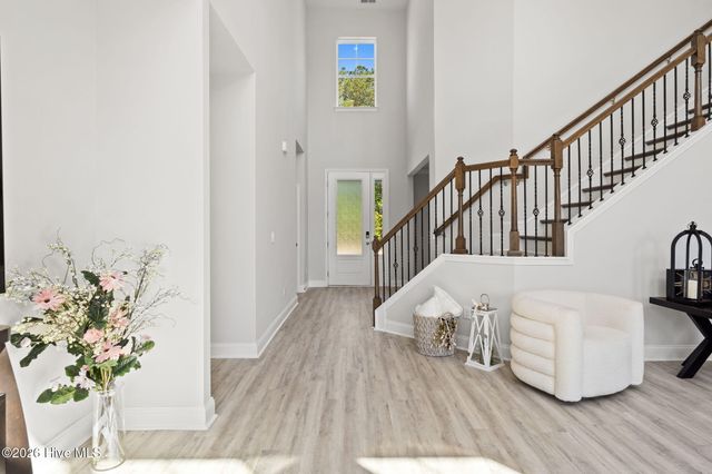 9016 Chesterfield Drive NW, Calabash, NC 28467