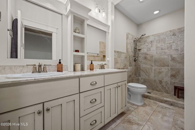 407 Seascape Drive, Sneads Ferry, NC 28460