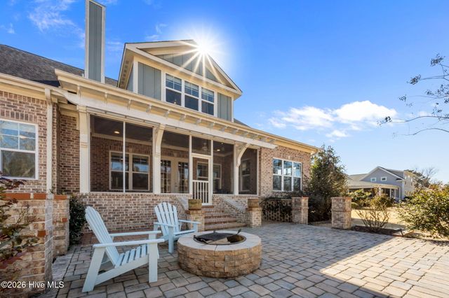 407 Seascape Drive, Sneads Ferry, NC 28460