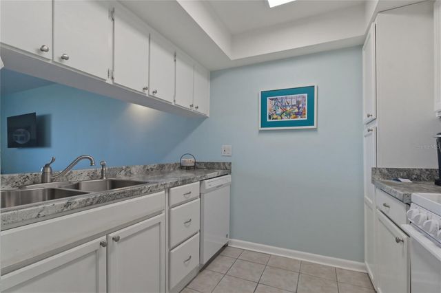 2621 COVE CAY DRIVE 805, Clearwater, FL 33760