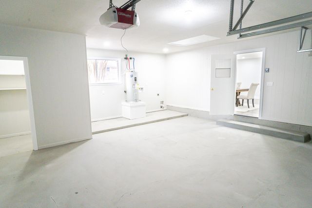 1009 Robinhood, Brenham, TX 77833