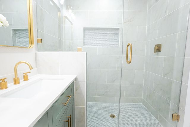 1009 Robinhood, Brenham, TX 77833