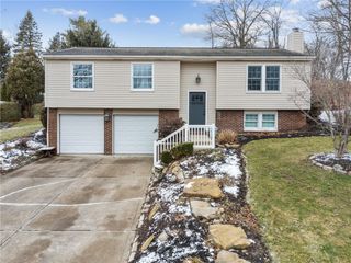 2358 Mount Vernon Avenue, Murrysville, PA 15632