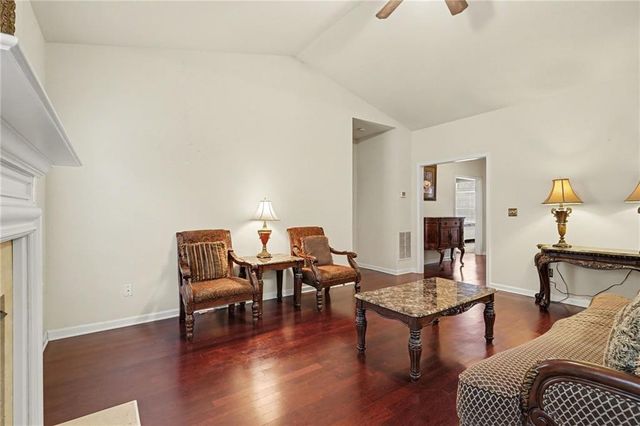 4976 Centennial Hill NW Walk, Acworth, GA 30102