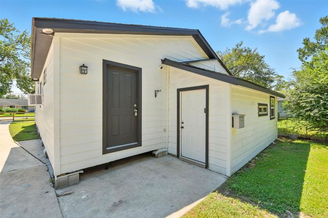 5017 Boicewood Street, Houston, TX 77016