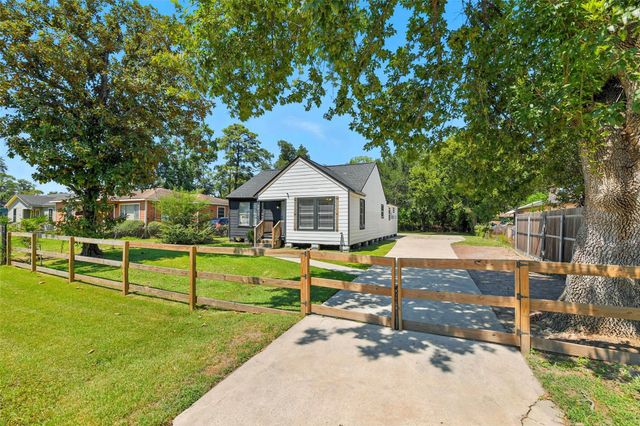 5017 Boicewood Street, Houston, TX 77016