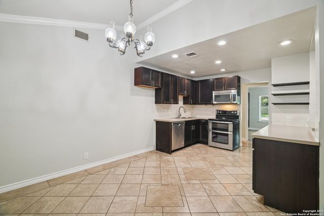 11930 Holm Oaks, San Antonio, TX 78249