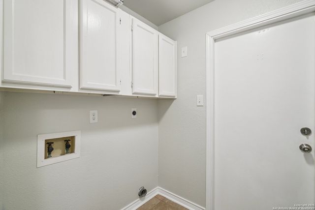 11930 Holm Oaks, San Antonio, TX 78249
