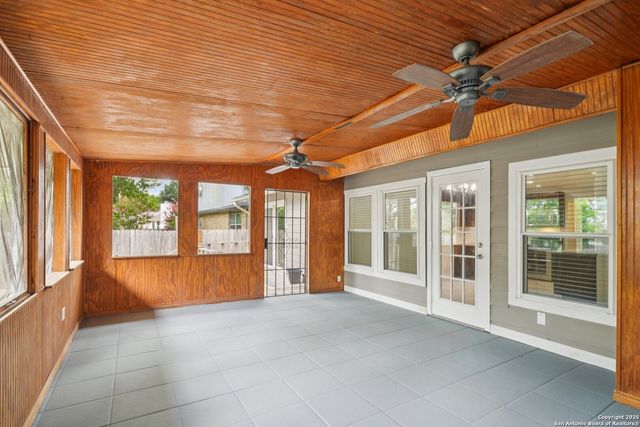 11930 Holm Oaks, San Antonio, TX 78249