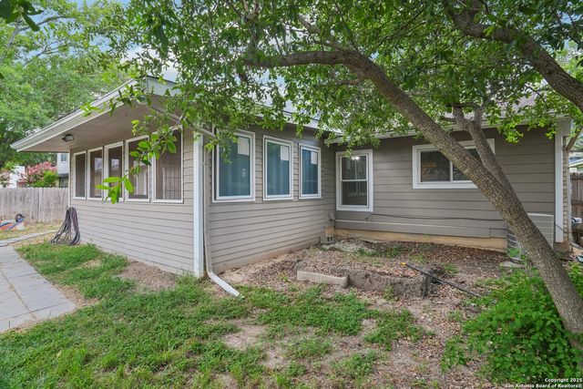 11930 Holm Oaks, San Antonio, TX 78249