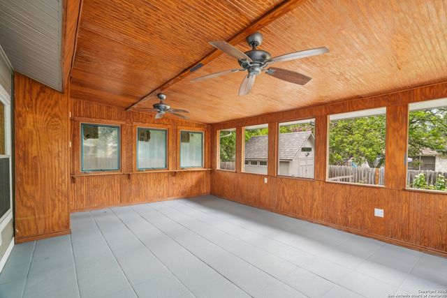 11930 Holm Oaks, San Antonio, TX 78249