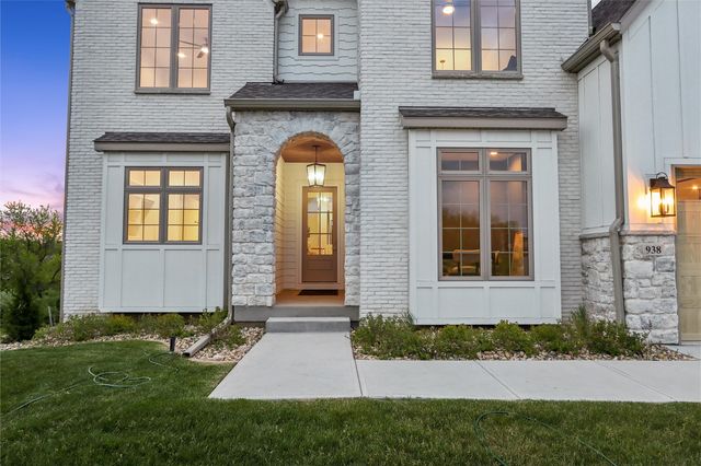 938 Heron Place, Iowa City, IA 52245