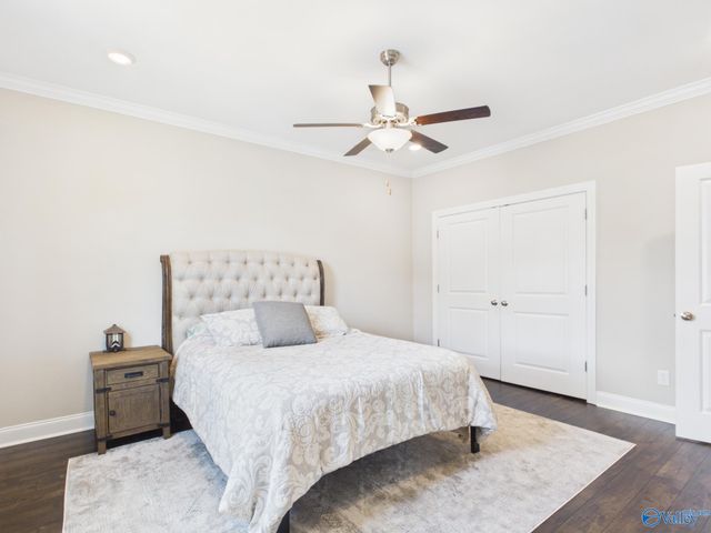 34 Pine Street NW, Huntsville, AL 35806