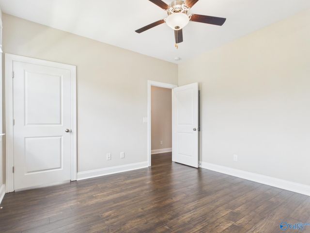 34 Pine Street NW, Huntsville, AL 35806