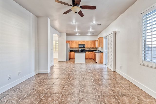 916 SHINING ROSE Place, Henderson, NV 89052