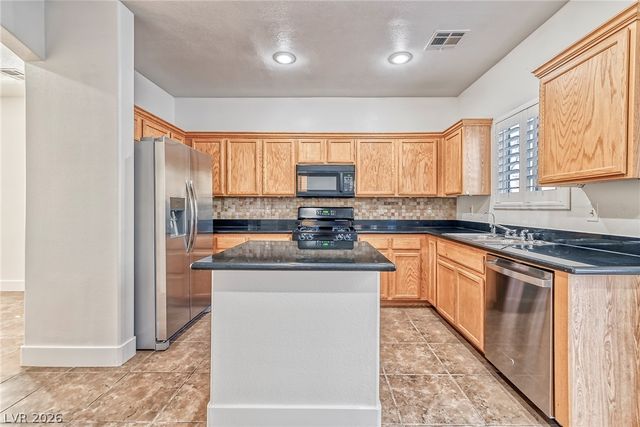 916 SHINING ROSE Place, Henderson, NV 89052
