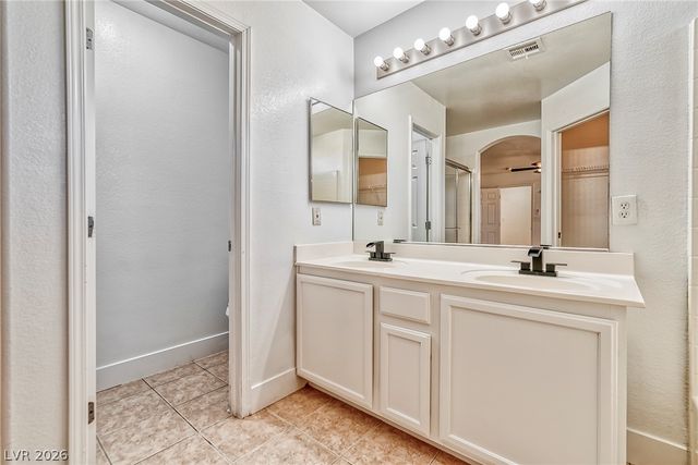 916 SHINING ROSE Place, Henderson, NV 89052