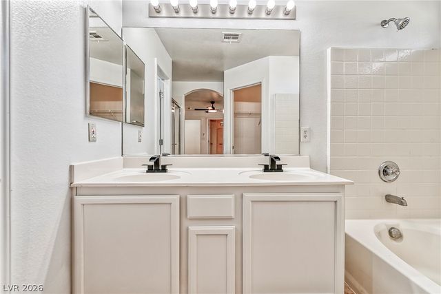 916 SHINING ROSE Place, Henderson, NV 89052