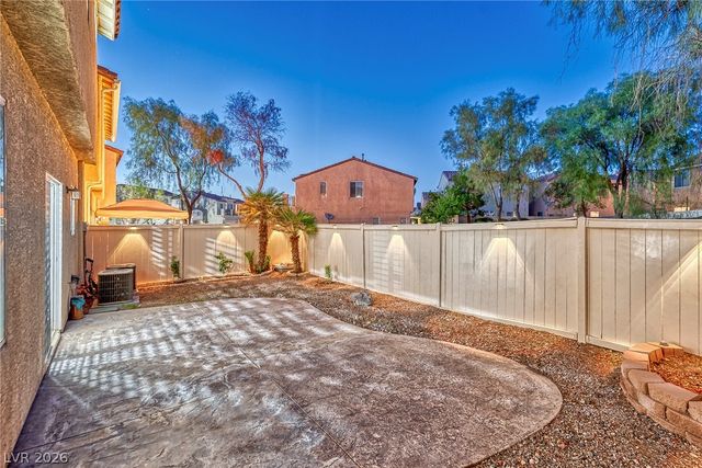 916 SHINING ROSE Place, Henderson, NV 89052