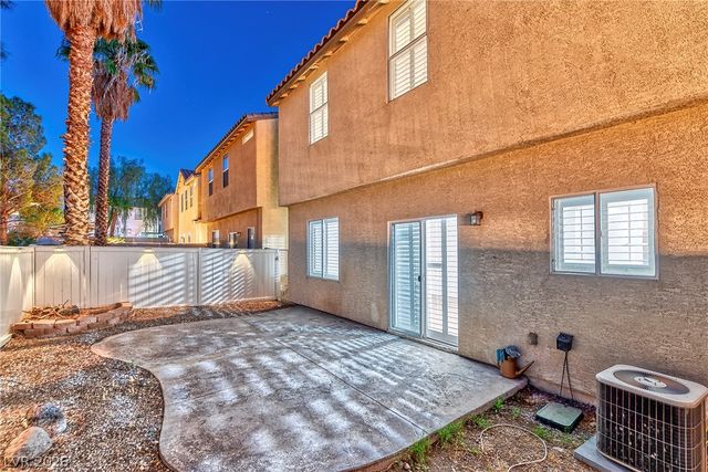916 SHINING ROSE Place, Henderson, NV 89052