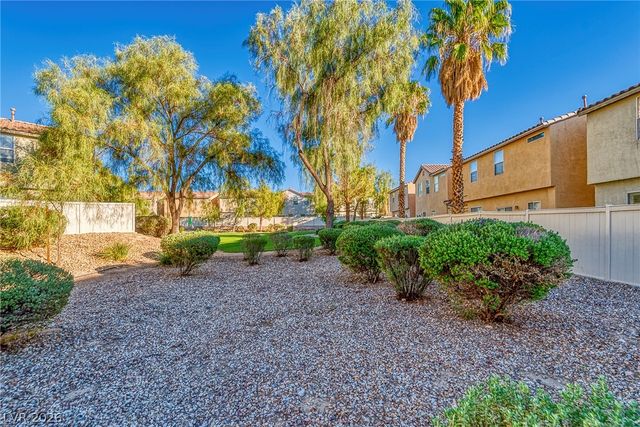 916 SHINING ROSE Place, Henderson, NV 89052