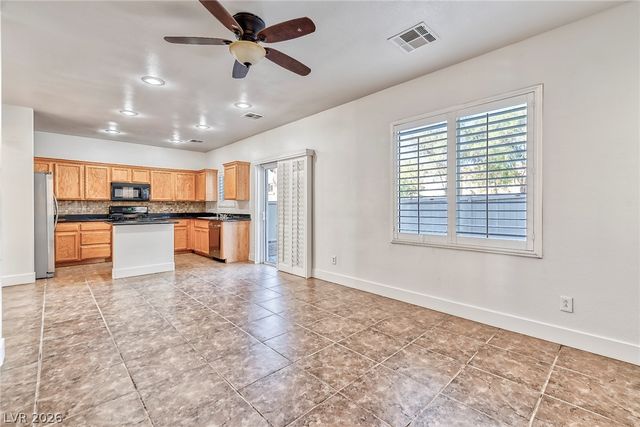 916 SHINING ROSE Place, Henderson, NV 89052