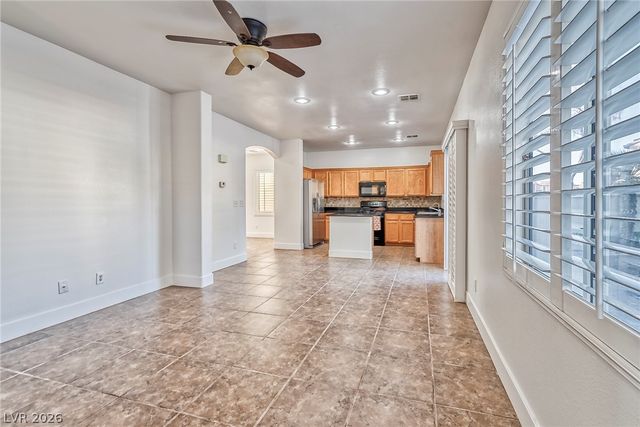 916 SHINING ROSE Place, Henderson, NV 89052