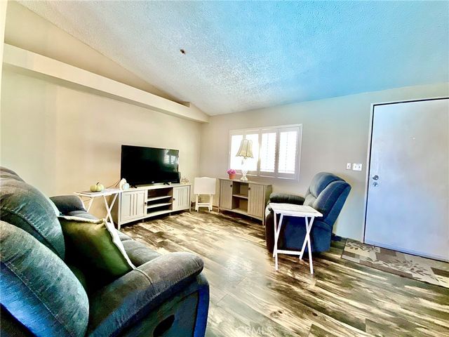 13182 Begonia Road, Victorville, CA 92392