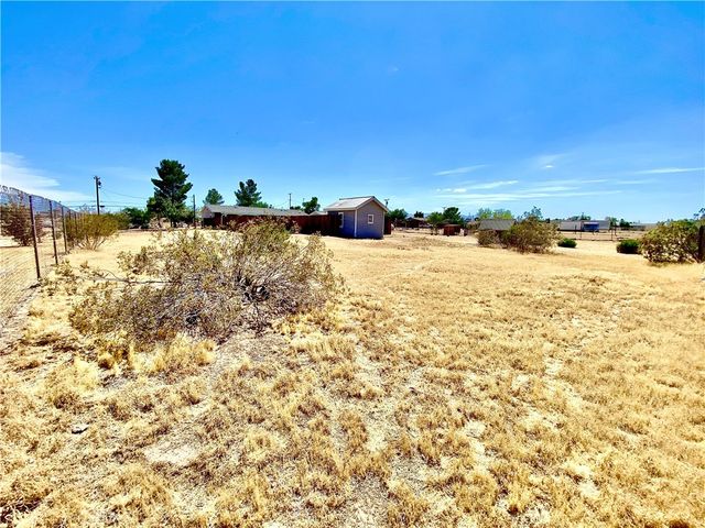 13182 Begonia Road, Victorville, CA 92392