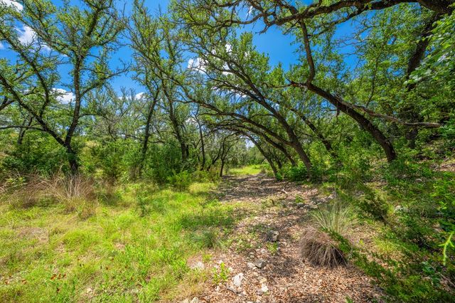 241 Old Hwy No. 9, Comfort, TX 78013