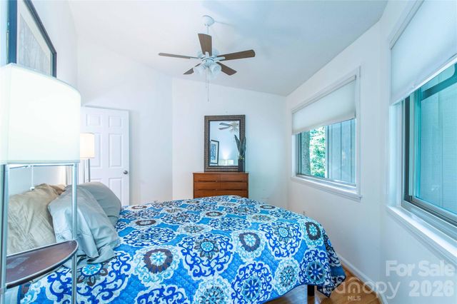 150 Freeman Knolls Drive 6, Hendersonville, NC 28792