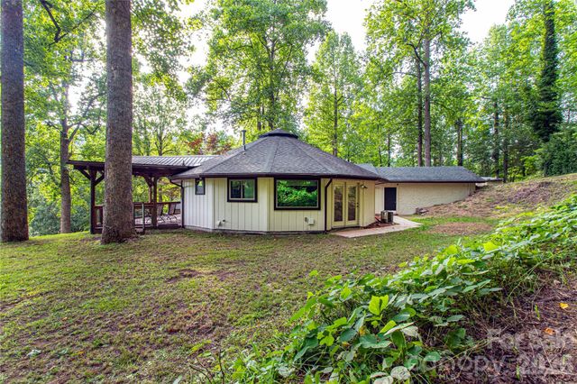 150 Freeman Knolls Drive 6, Hendersonville, NC 28792