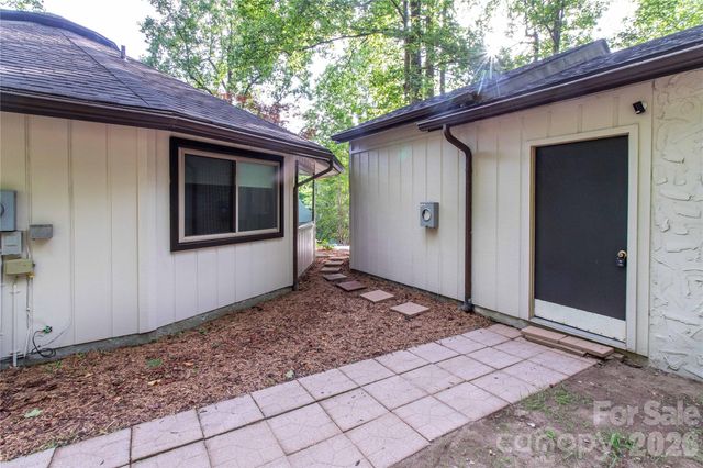 150 Freeman Knolls Drive 6, Hendersonville, NC 28792