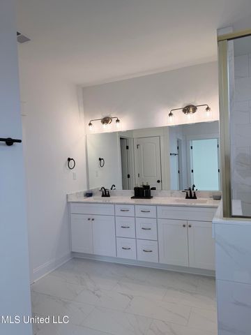 4223 S Bolivar Trail, Olive Branch, MS 38654