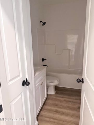 4223 S Bolivar Trail, Olive Branch, MS 38654