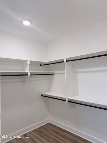 4223 S Bolivar Trail, Olive Branch, MS 38654