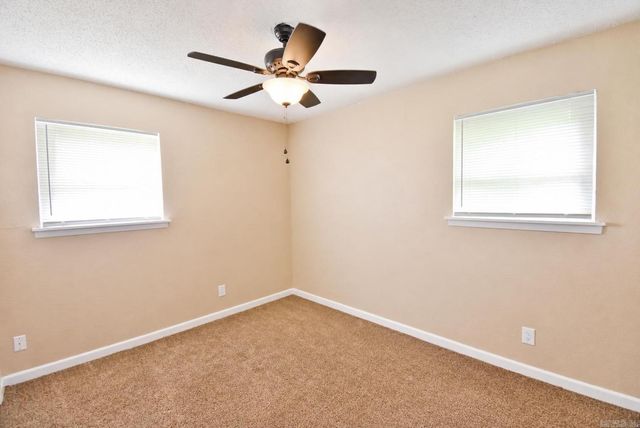 7325 Twin Oaks Road, Little Rock, AR 72209