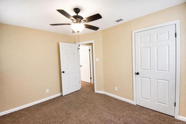 7325 Twin Oaks Road, Little Rock, AR 72209