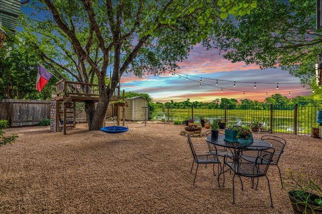 519 S Pauley DR, Hutto, TX 78634