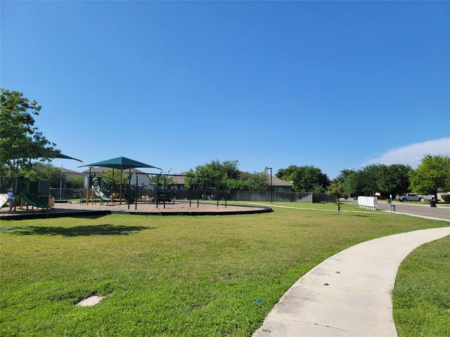 519 S Pauley DR, Hutto, TX 78634