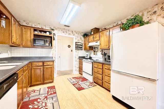 8869 Lea Brook Street, Fairhope, AL 36532