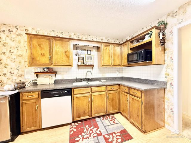 8869 Lea Brook Street, Fairhope, AL 36532