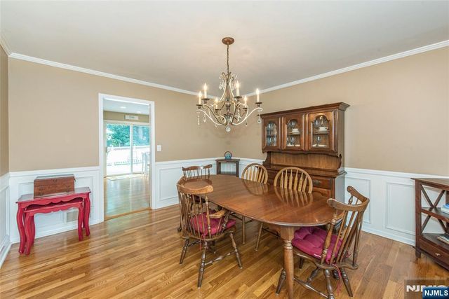 7 Natalie, West Caldwell, NJ 07006